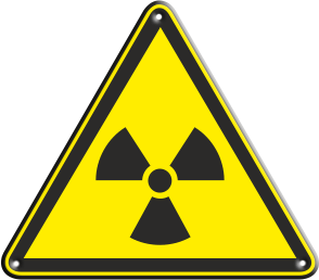 Знак W05 "Опасно! Радиоактивные вещества или ионизирующее излучение" (Пленка 200х200)
