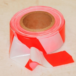 Лента оградительная красно-белая 50х100 404-949